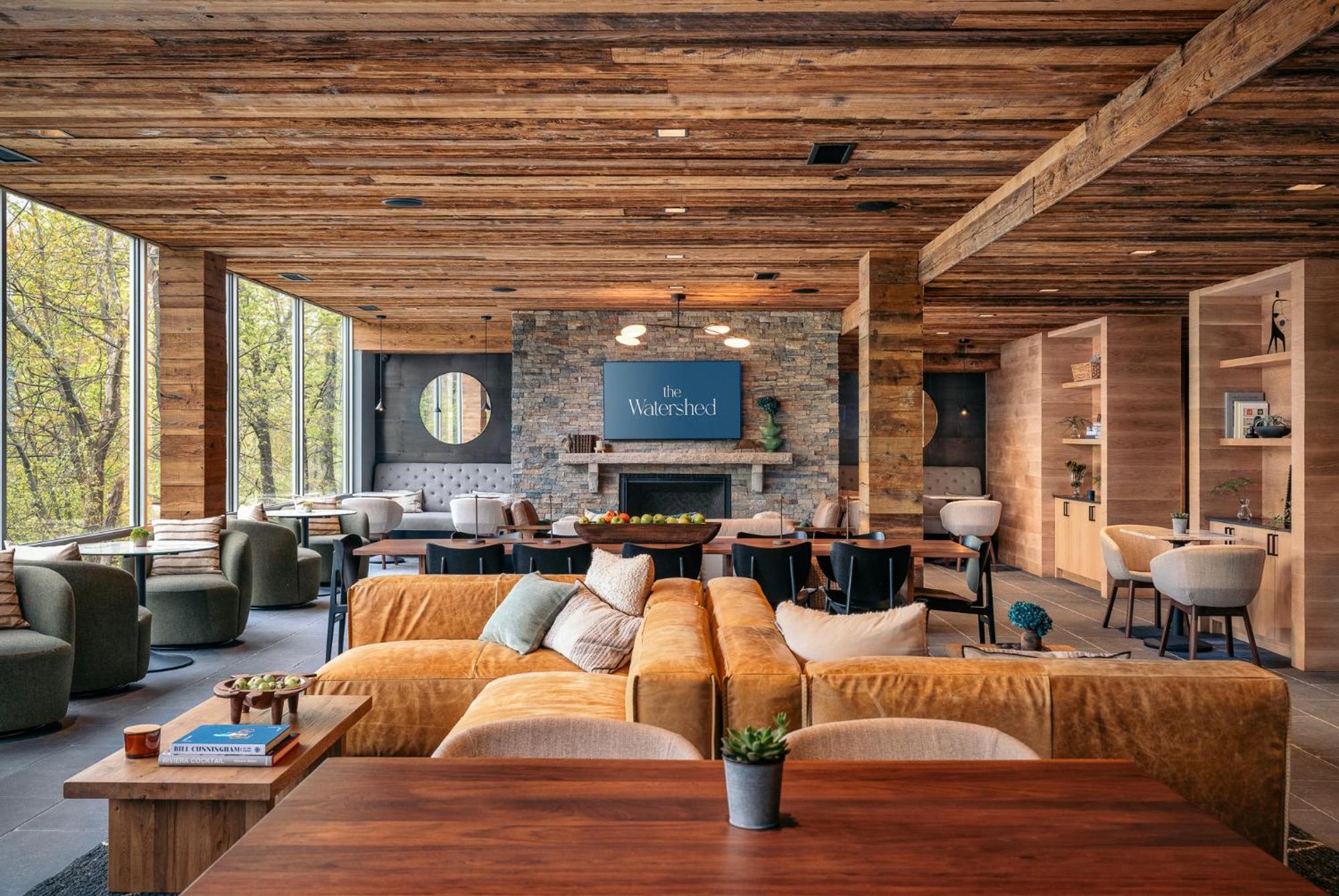 The Watershed Hotel Norwalk Exterior foto